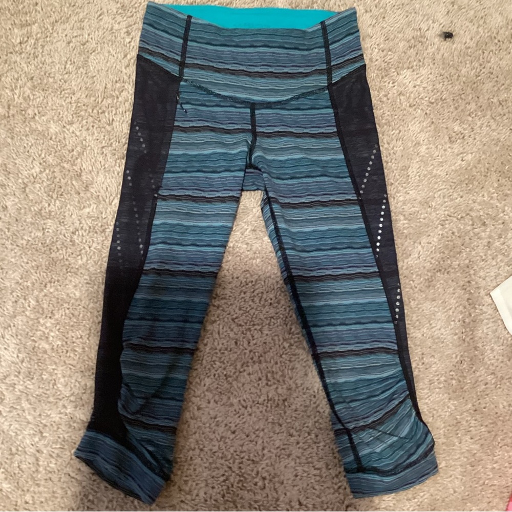 LULULEMON LEGGINGS SIZE 2! CHECK DESCRIPTION!